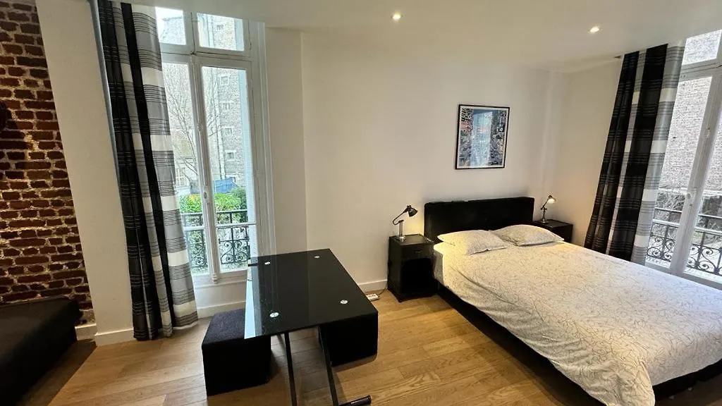 Gorgeous Paris Eiffel Tower Apartment France
